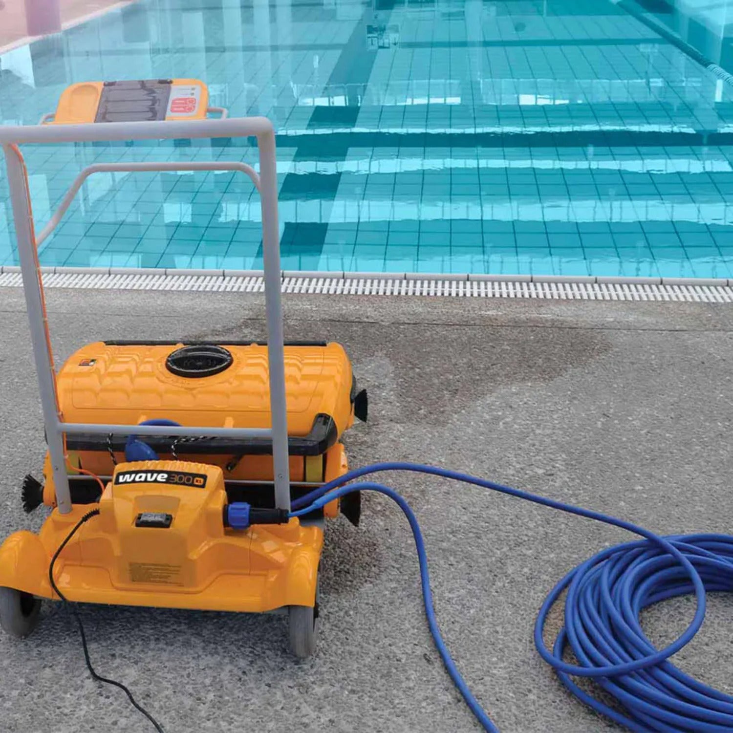 Robot limpiafondos Dolphin Wave 300 XL